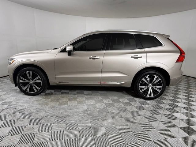 Used 2023 Volvo XC60 B5 Plus w/ Protection Package Premier FWD image 3