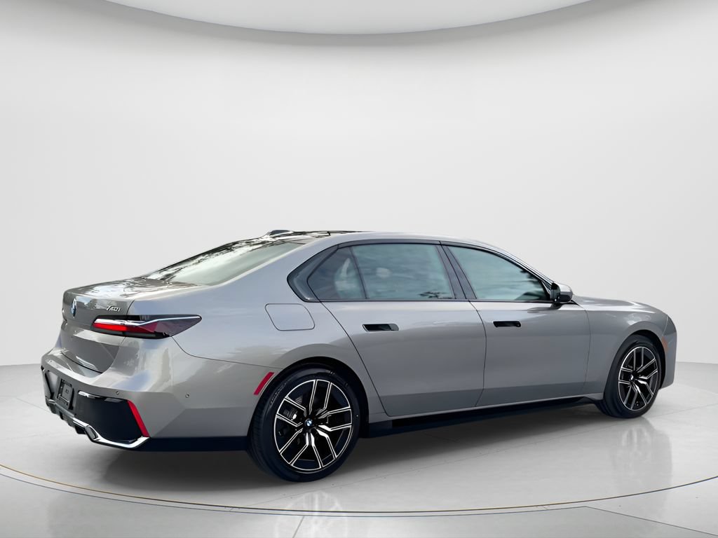 Certified 2026 BMW 740i w/ Premium Package RWD image 8