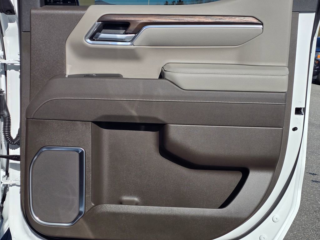 New 2026 GMC Sierra 1500 SLT w/ SLT Premium Plus Package image 39