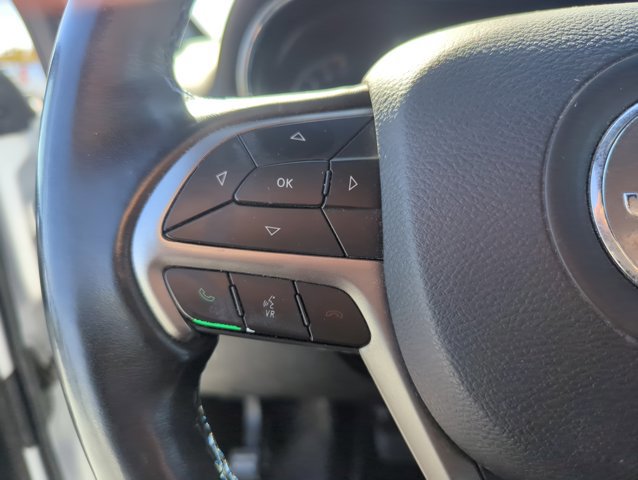 Used 2019 Jeep Grand Cherokee Laredo image 13