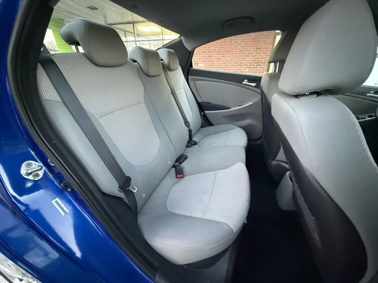 Used 2012 Hyundai Accent GLS image 15