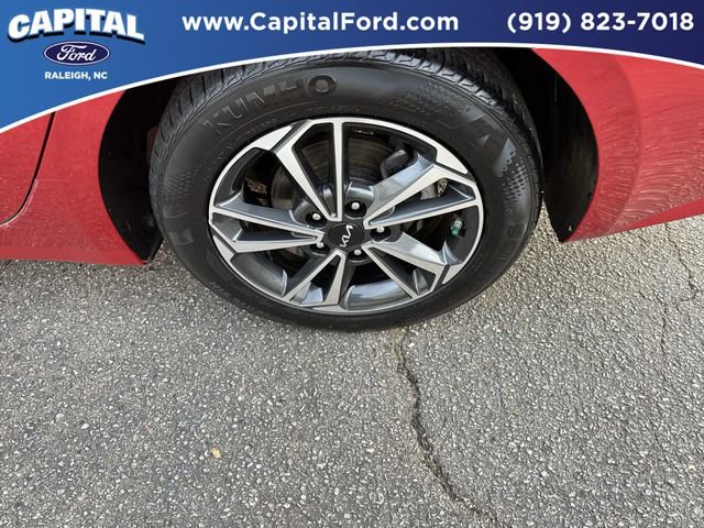 Used 2024 Kia Forte LXS image 13