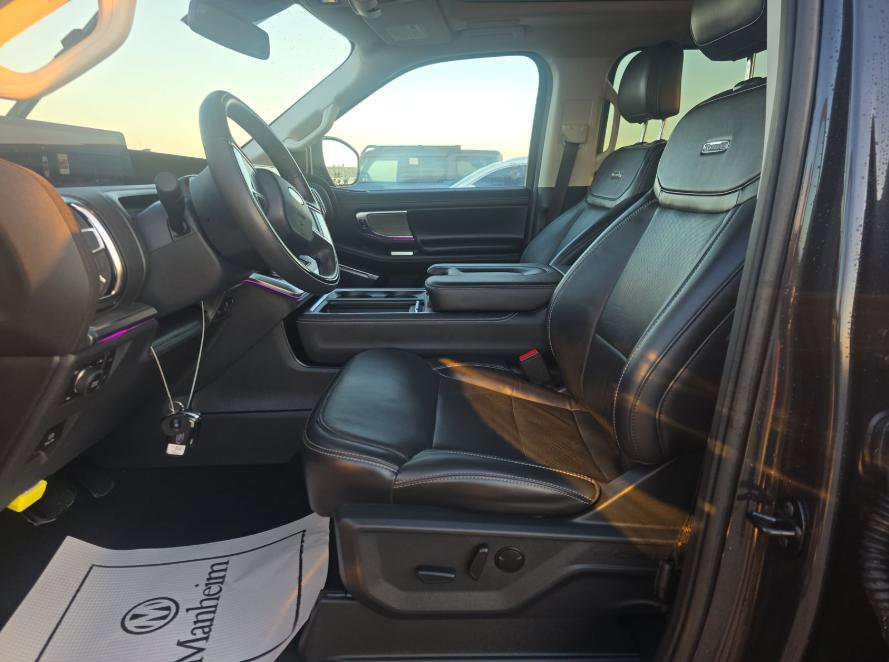 Used 2025 Ford Expedition Max Platinum w/ Driver's Package image 6
