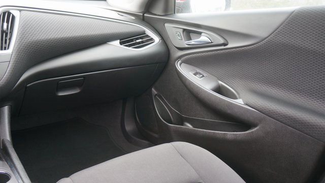 Used 2024 Chevrolet Malibu LT image 36