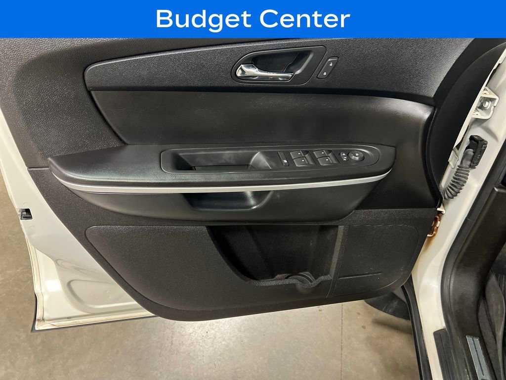 Used 2012 GMC Acadia SLE image 15