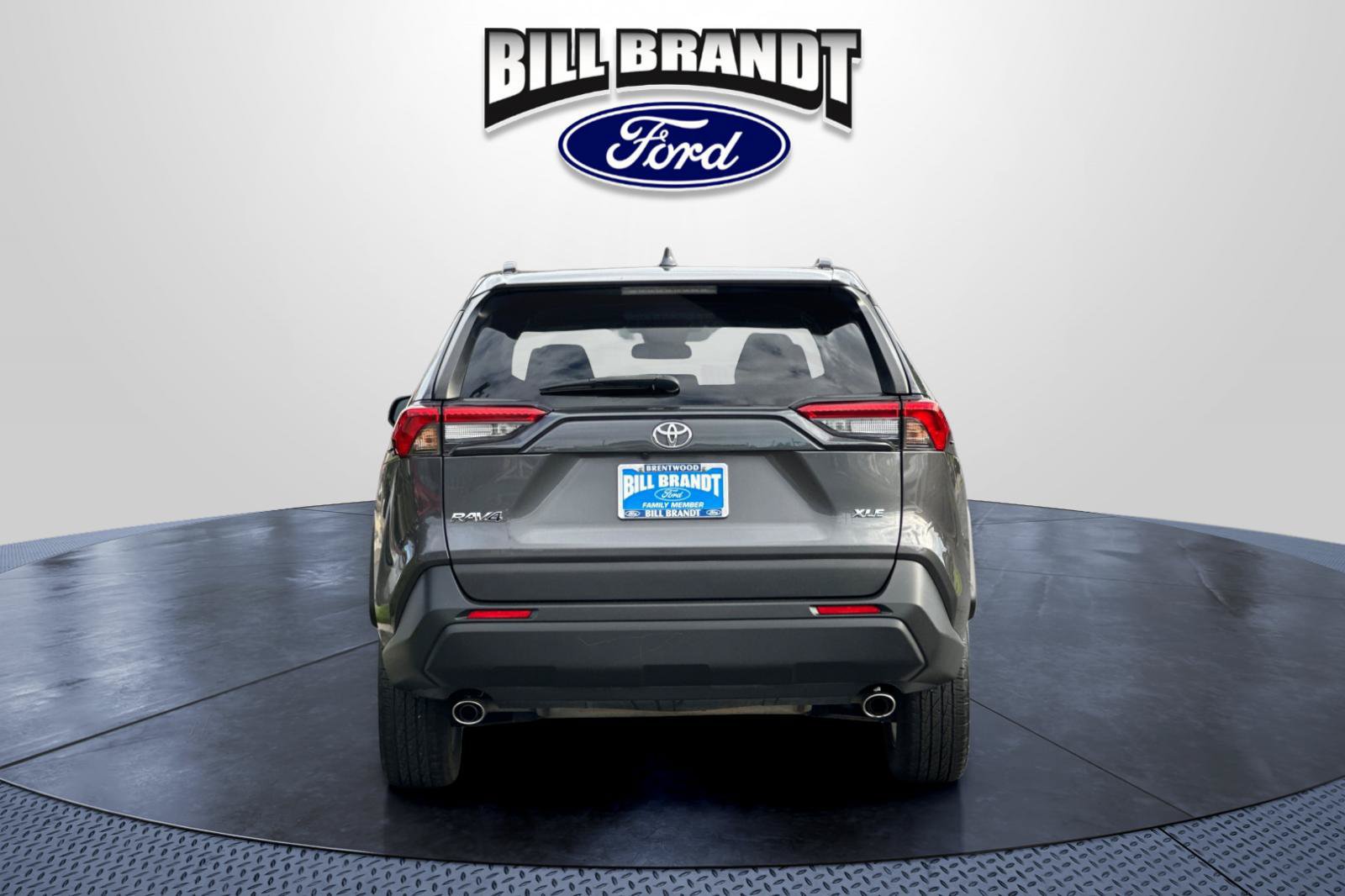 Used 2023 Toyota RAV4 XLE FWD image 4
