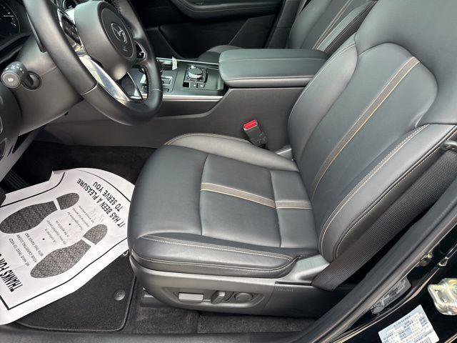 Used 2025 MAZDA CX-90 3.3 Turbo w/ Select Package AWD/4WD image 16