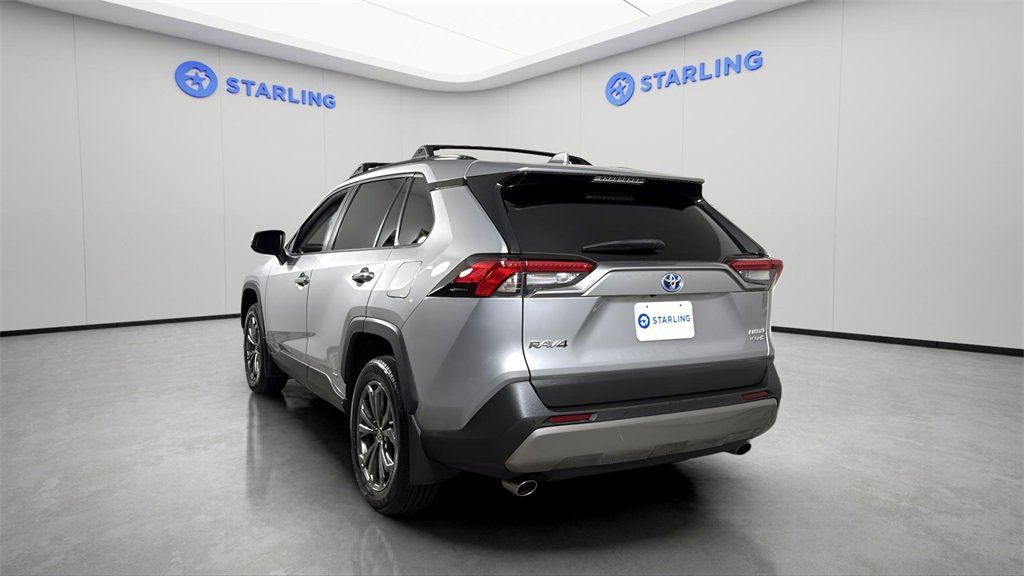 Used 2022 Toyota RAV4 Limited image 6