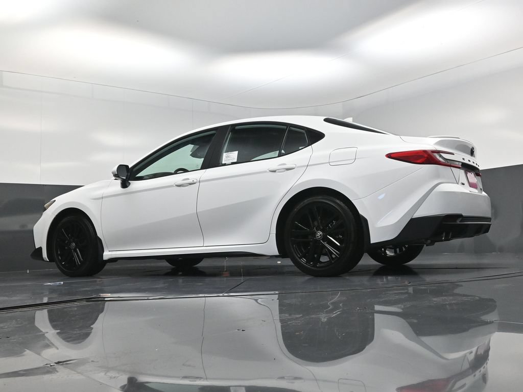 New 2026 Toyota Camry SE FWD image 17