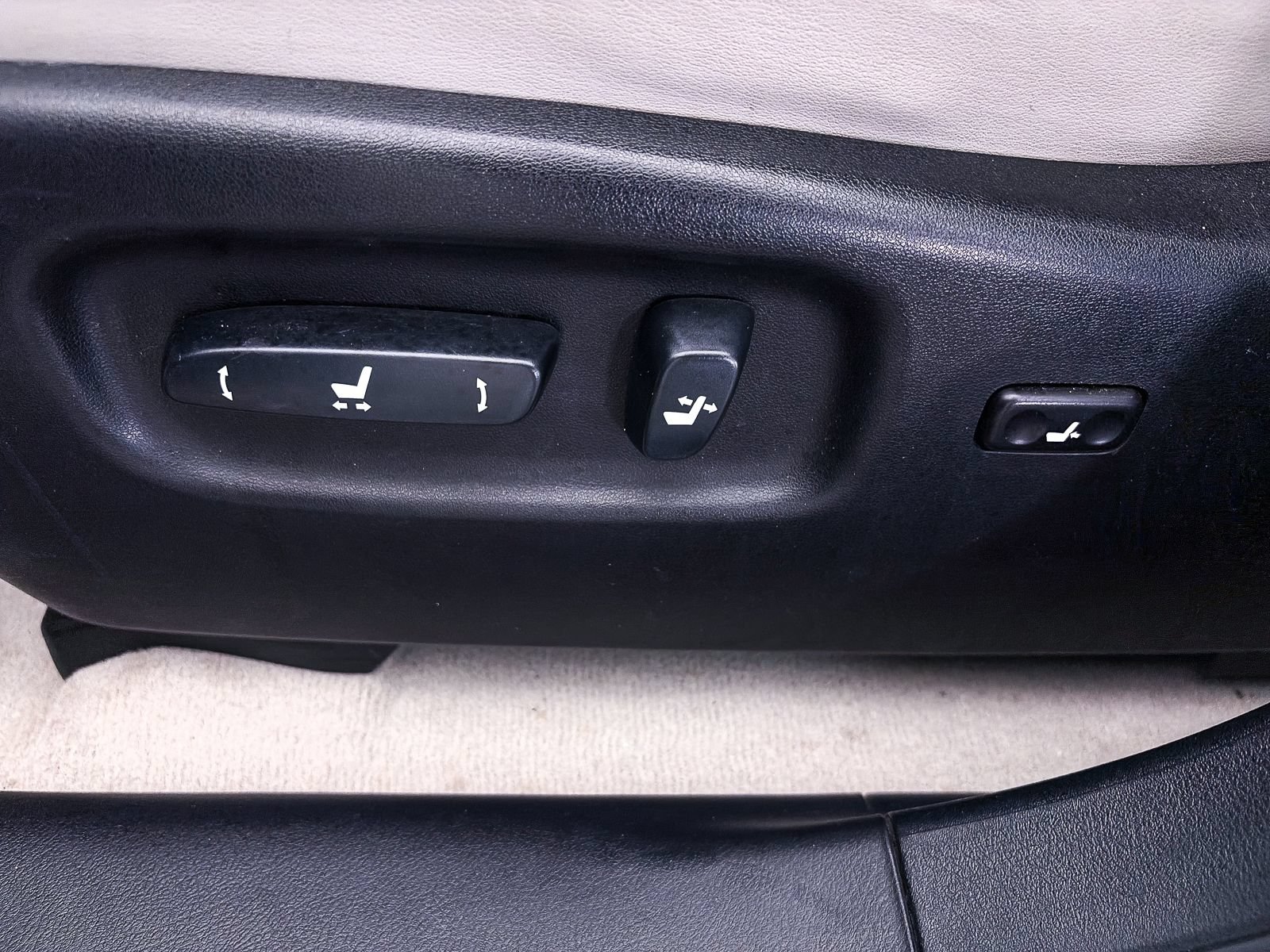 Used 2014 Lexus RX 350 FWD w/ Navigation Package image 16
