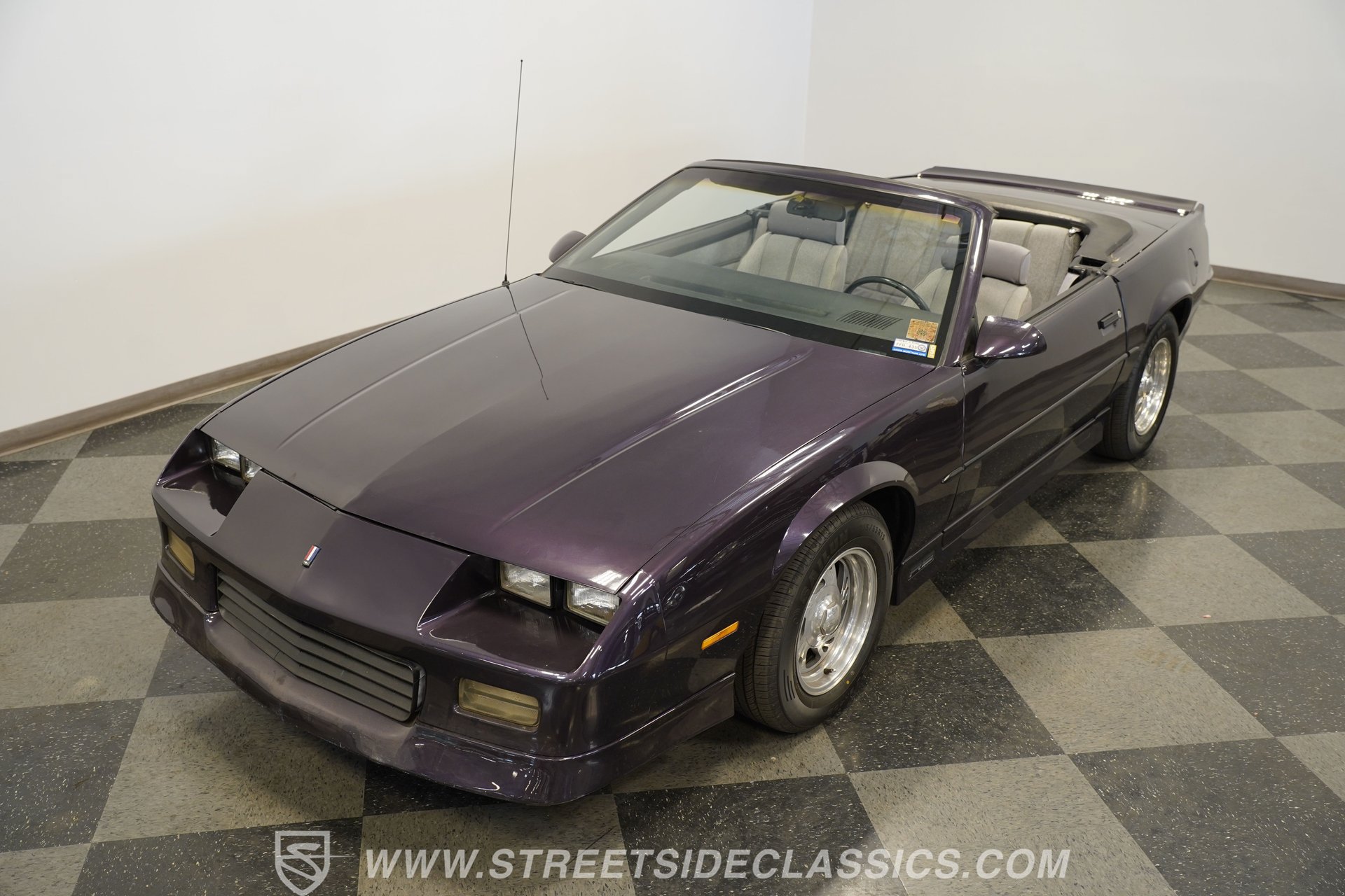 Used 1989 Chevrolet Camaro RS RWD image 20