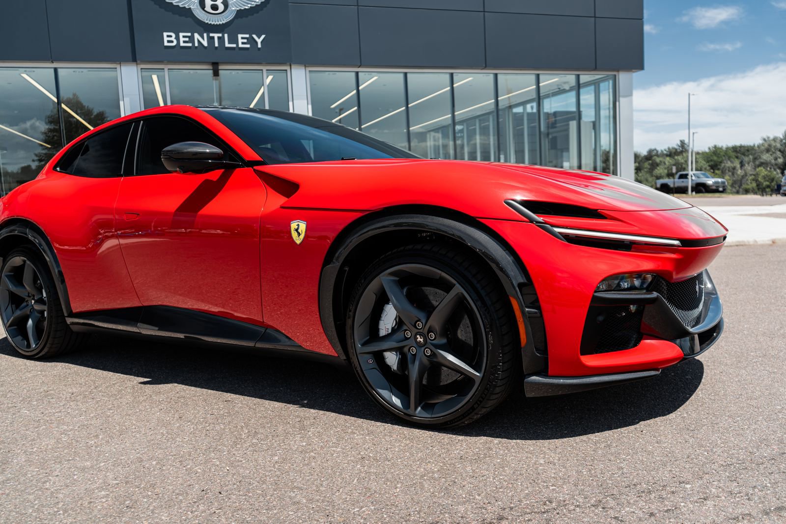 Used 2026 Ferrari Purosangue AWD/4WD image 19