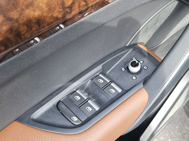 Used 2018 Audi Q5 2.0T Premium Plus w/ Premium Plus Package AWD/4WD image 11