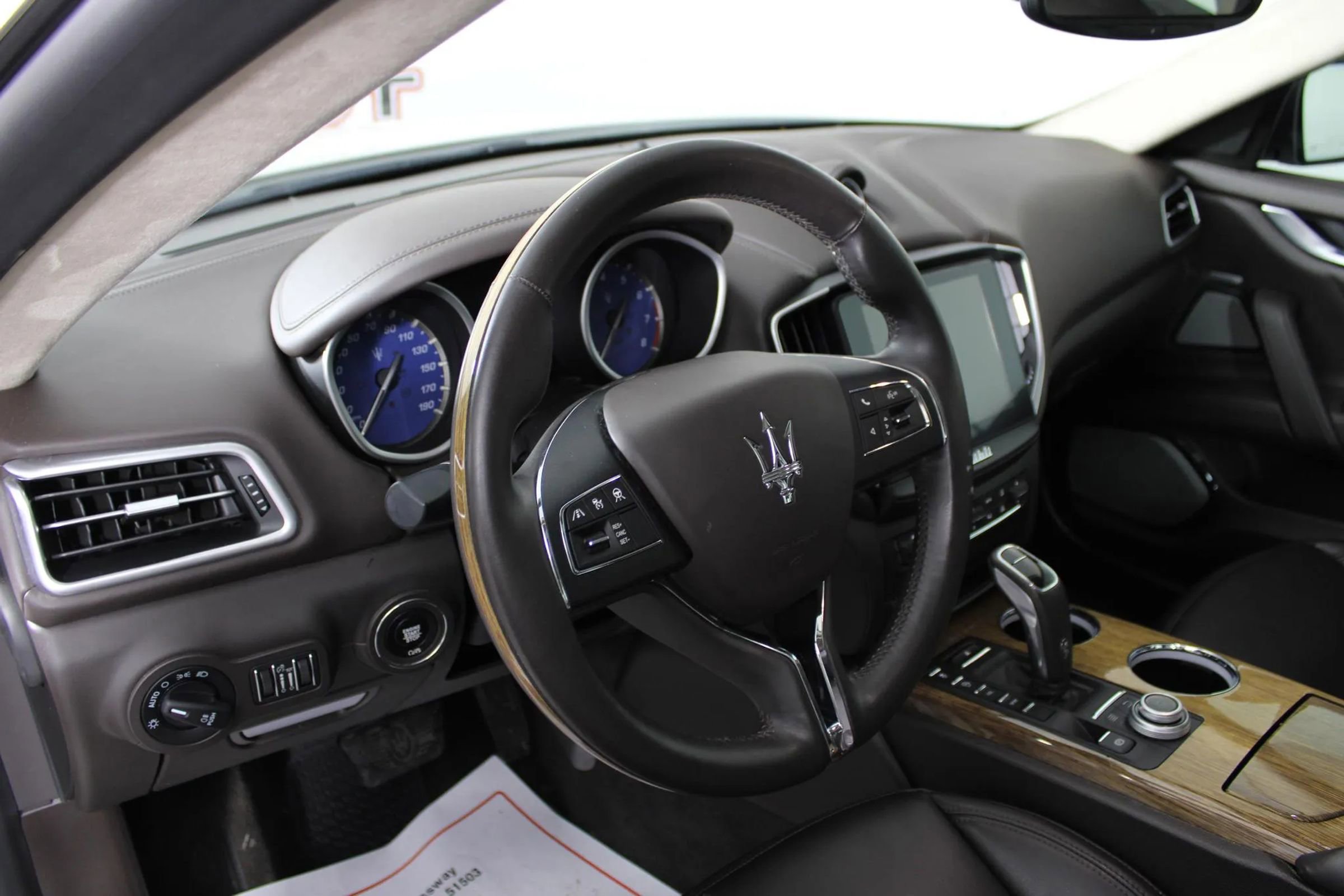 Used 2019 Maserati Ghibli S GranLusso image 10