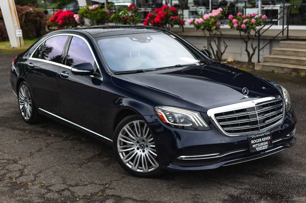 Used 2020 Mercedes-Benz S 560 Sedan image 2