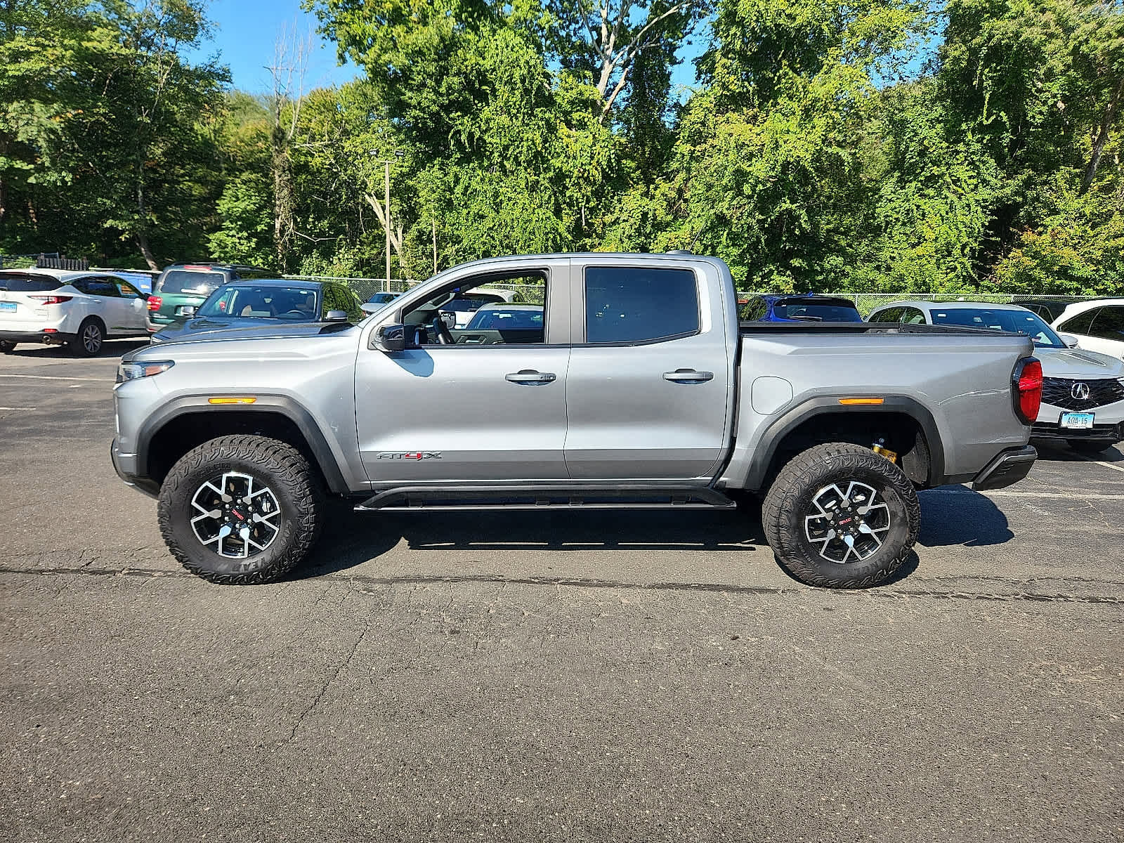 Used 2024 GMC Canyon AT4X image 8