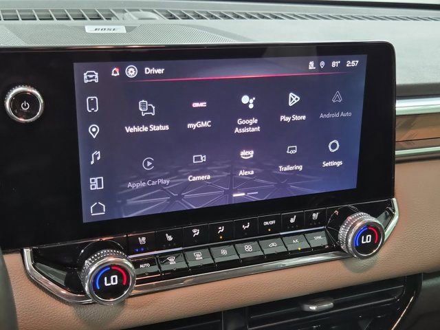 Used 2025 GMC Canyon Denali image 30