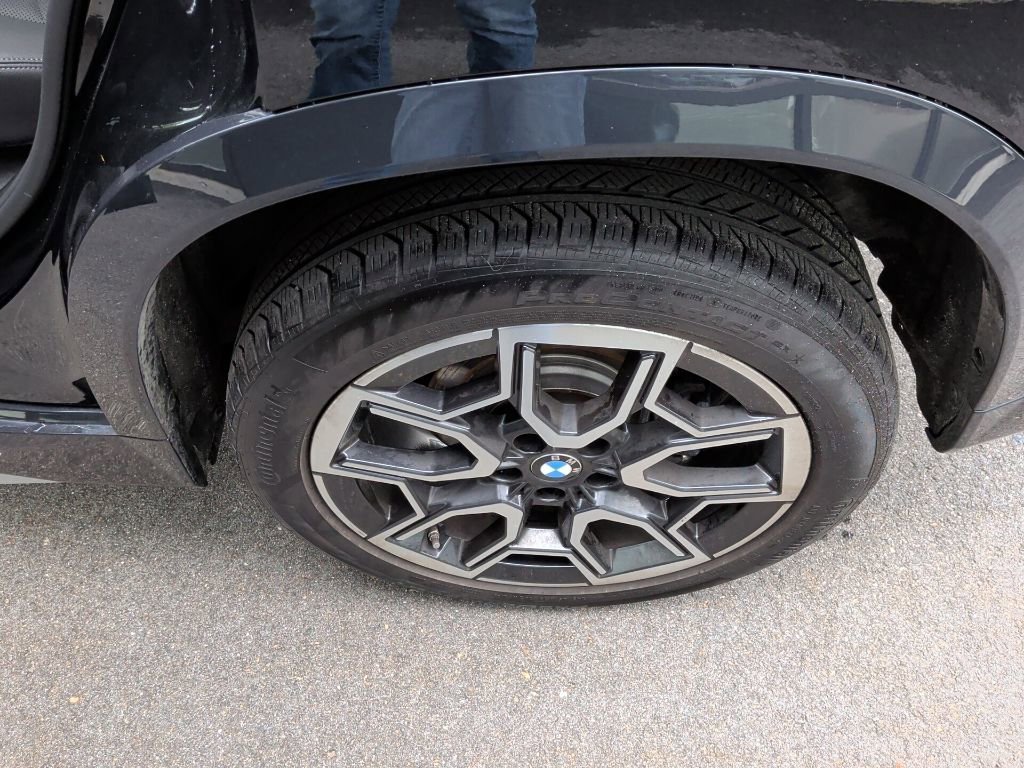 Used 2023 BMW X1 xDrive28i w/ Premium Package image 11