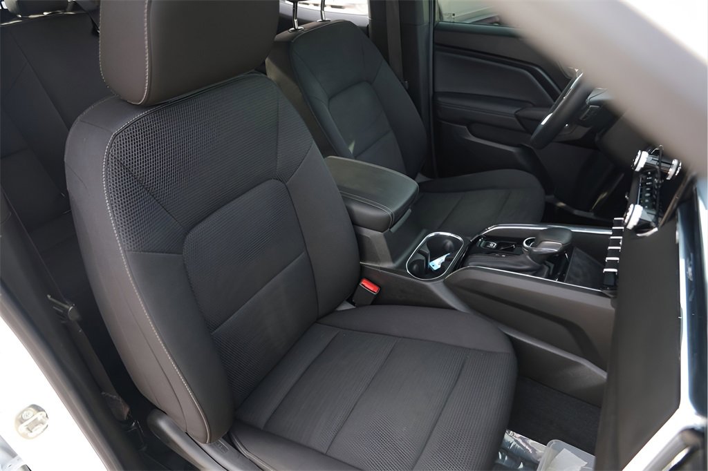 Used 2023 GMC Canyon Elevation w/ Convenience Package image 32