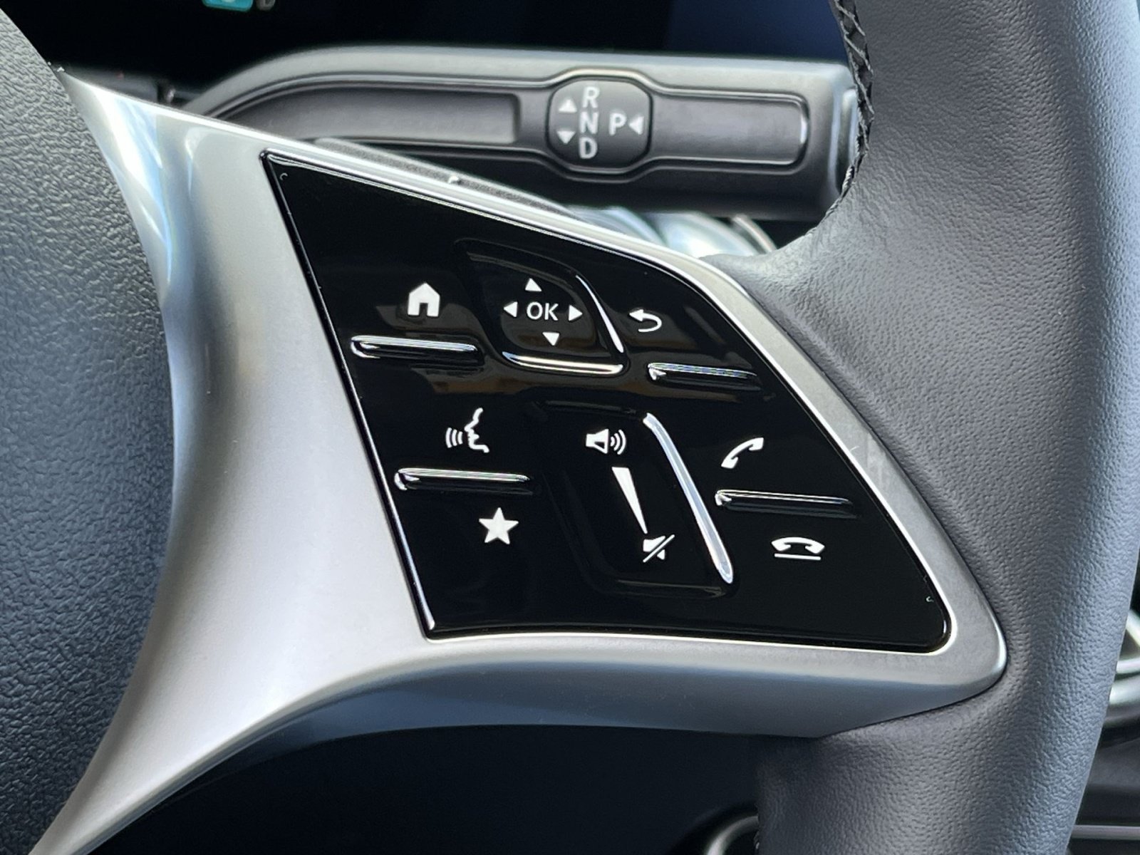 Certified 2026 Mercedes-Benz GLB 250 4MATIC image 29