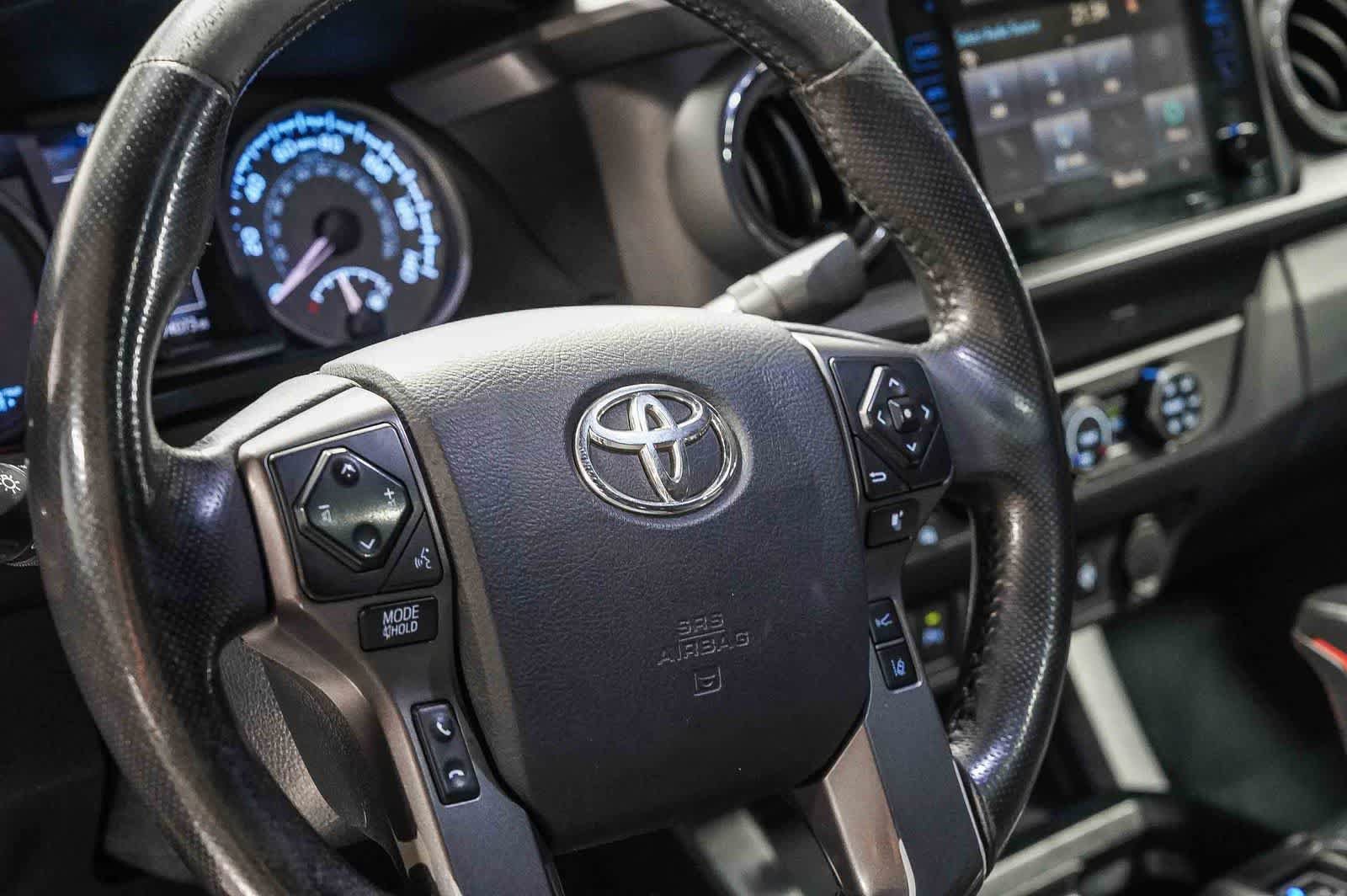 Used 2019 Toyota Tacoma TRD Off-Road w/ Technology Package AWD/4WD image 20