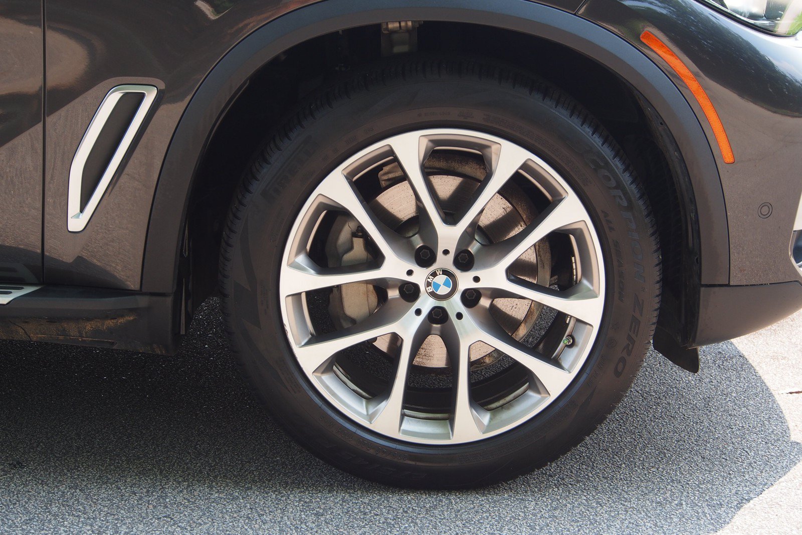 Used 2022 BMW X5 sDrive40i w/ Premium Package RWD image 9
