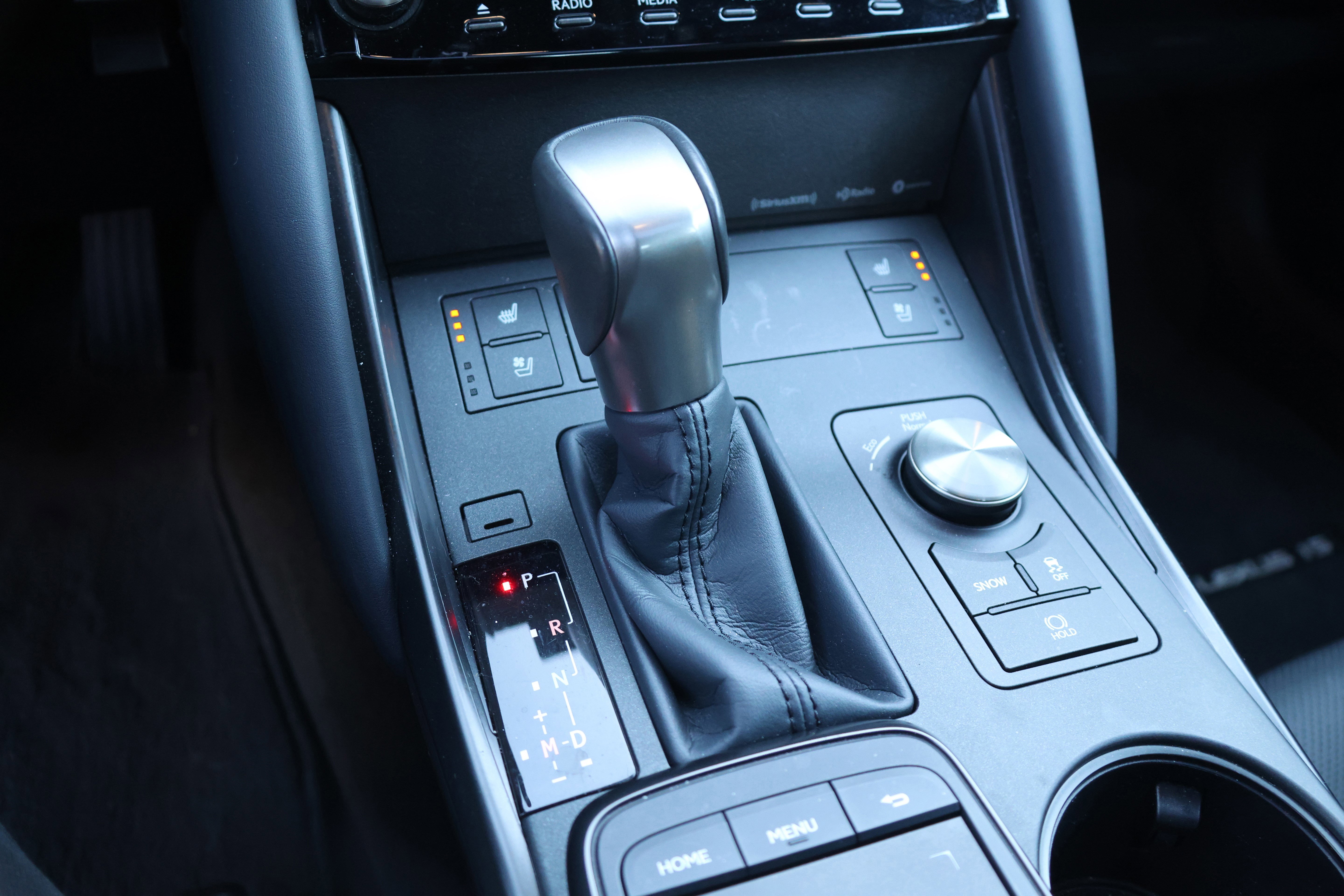 Used 2025 Lexus IS 300 w/ Comfort Package image 27