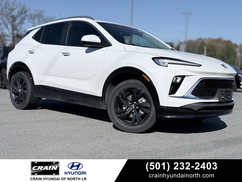 Used 2024 Buick Encore GX Sport Touring image 1