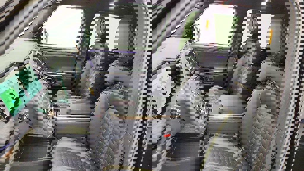 Used 2022 Rivian R1T Adventure image 22