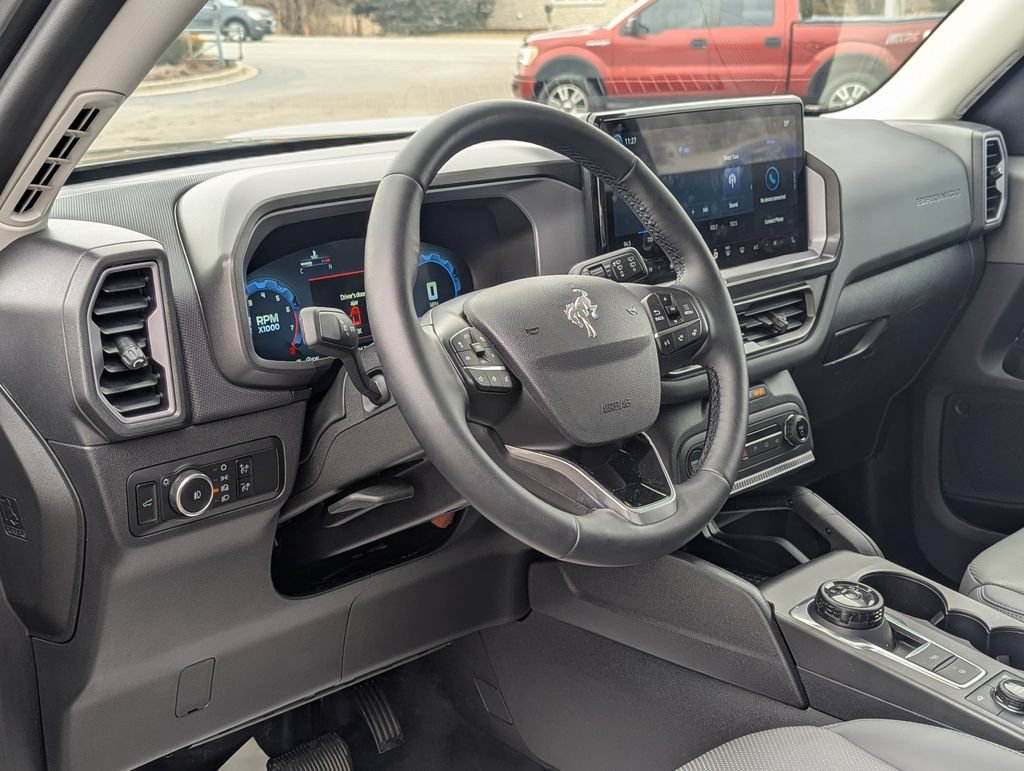 Used 2025 Ford Bronco Sport Badlands AWD/4WD image 9