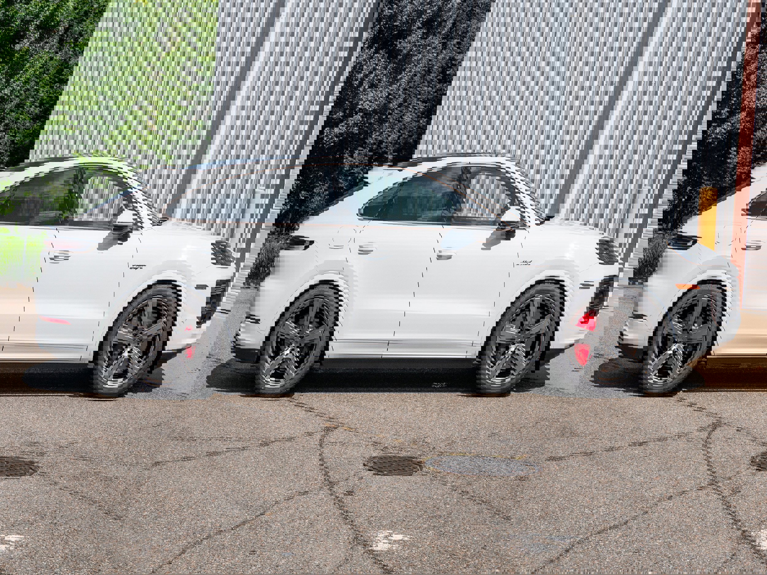 New 2025 Porsche Cayenne Turbo image 8