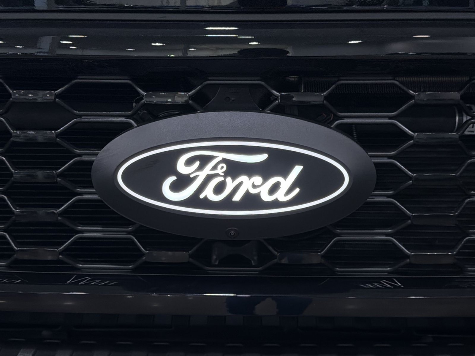 New 2026 Ford F450 Platinum w/ Platinum Plus Package AWD/4WD image 12