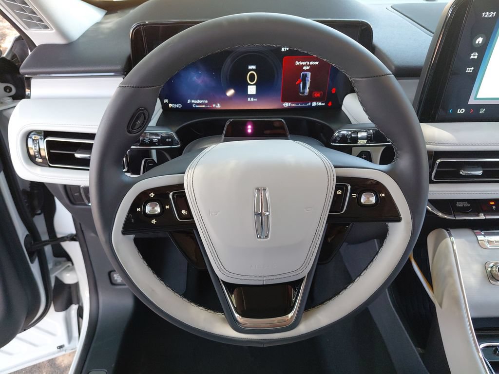 New 2026 Lincoln Aviator Reserve AWD/4WD image 40