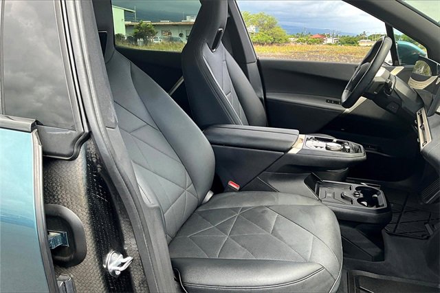 Used 2023 BMW iX xDrive50 image 7