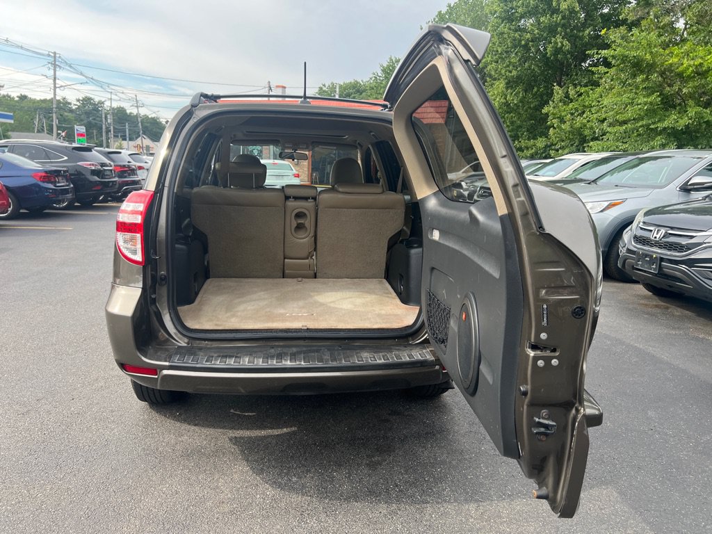 Used 2010 Toyota RAV4 Limited AWD/4WD image 5