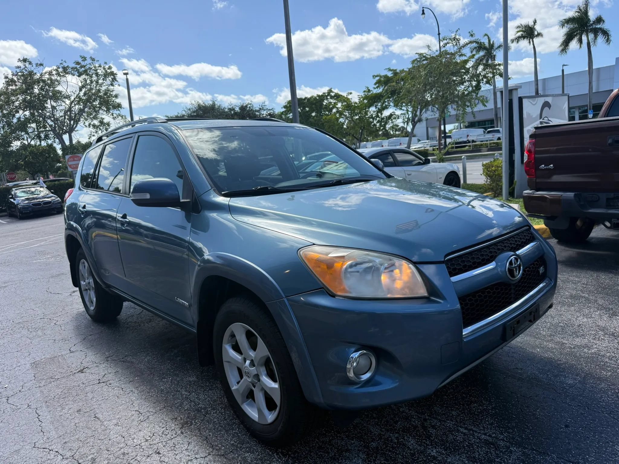 Used 2012 Toyota RAV4 Limited w/ Premium Plus Value Pkg AWD/4WD image 2