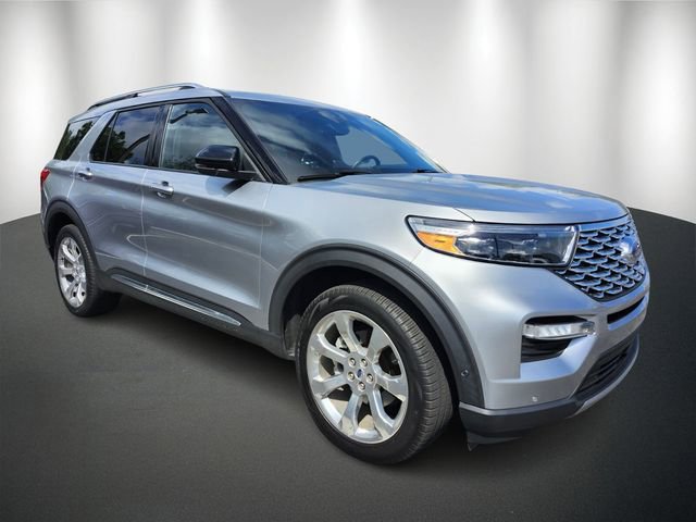 Used 2020 Ford Explorer Platinum w/ Premium Technology Package image 3