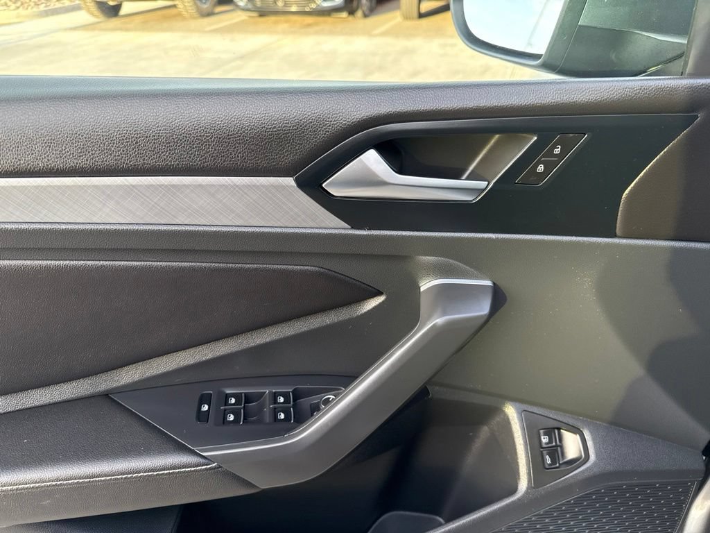 Used 2024 Volkswagen Jetta SE FWD image 14