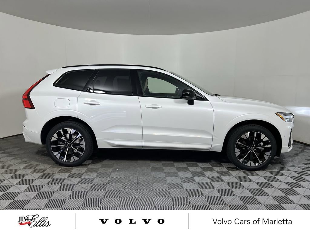 New 2026 Volvo XC60 B5 Plus w/ Protection Package Premier image 9