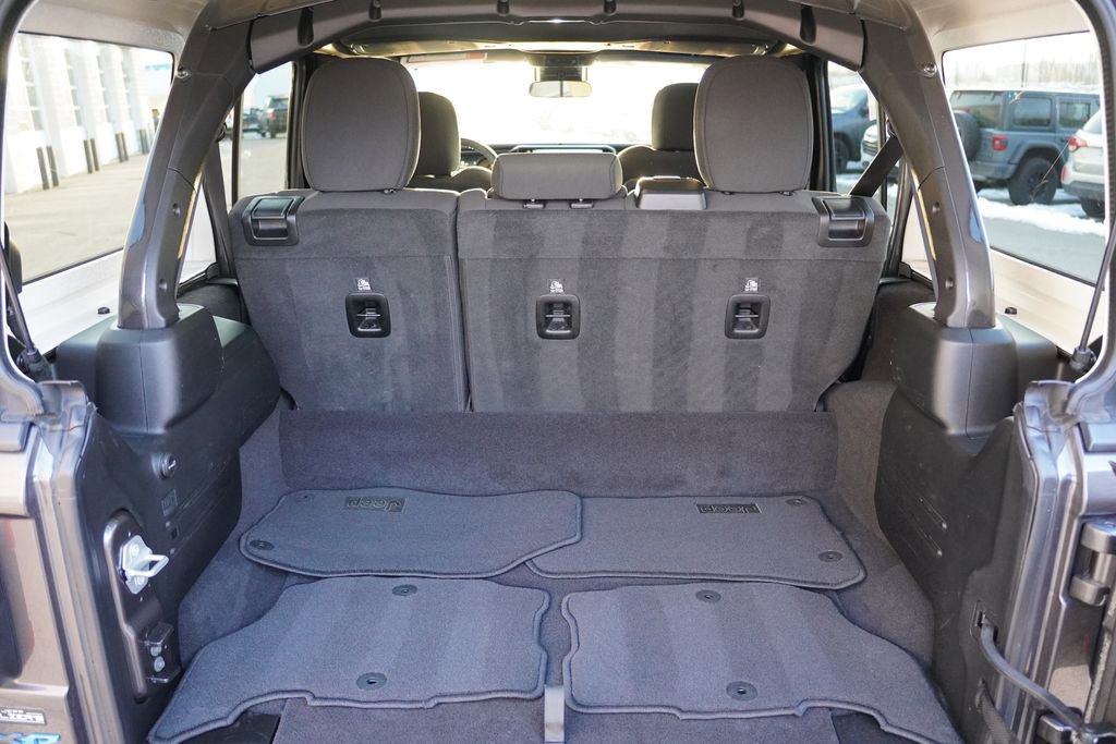 Certified 2025 Jeep Wrangler Unlimited Rubicon 4xe w/ Safety Group image 20