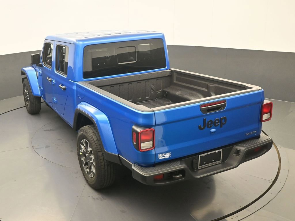 New 2026 Jeep Gladiator Sahara image 43
