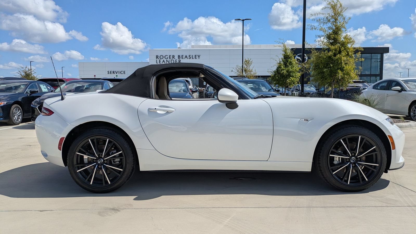 New 2026 MAZDA MX-5 Miata Grand Touring RWD image 18
