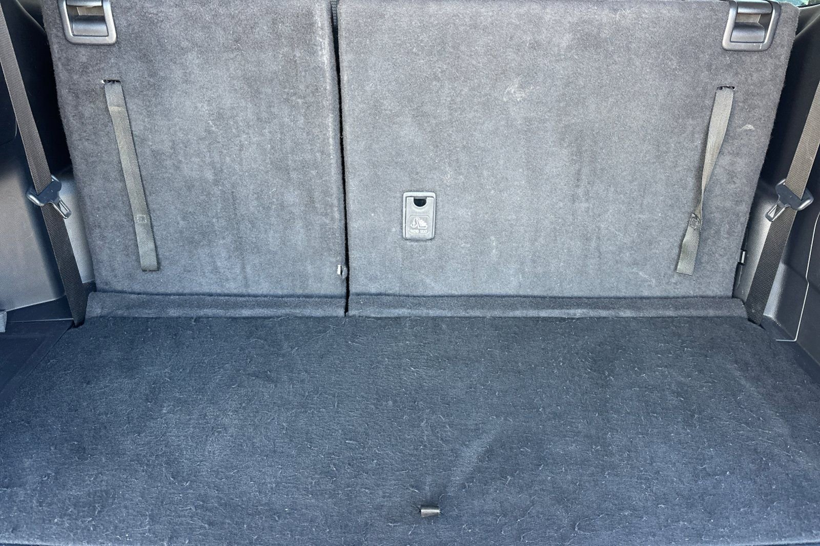 Used 2024 Toyota Highlander LE image 16