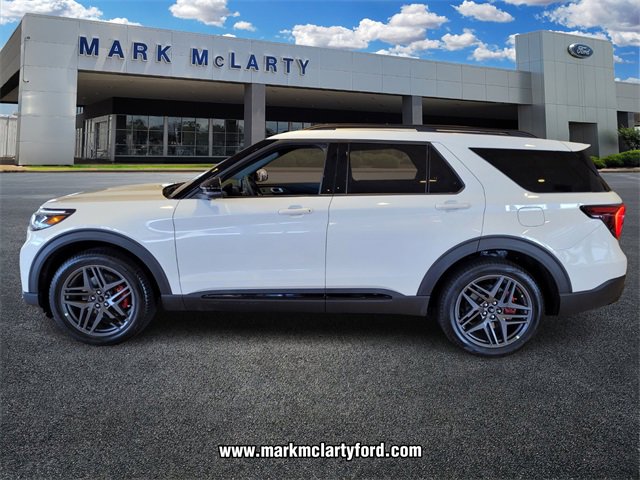 New 2025 Ford Explorer ST image 3