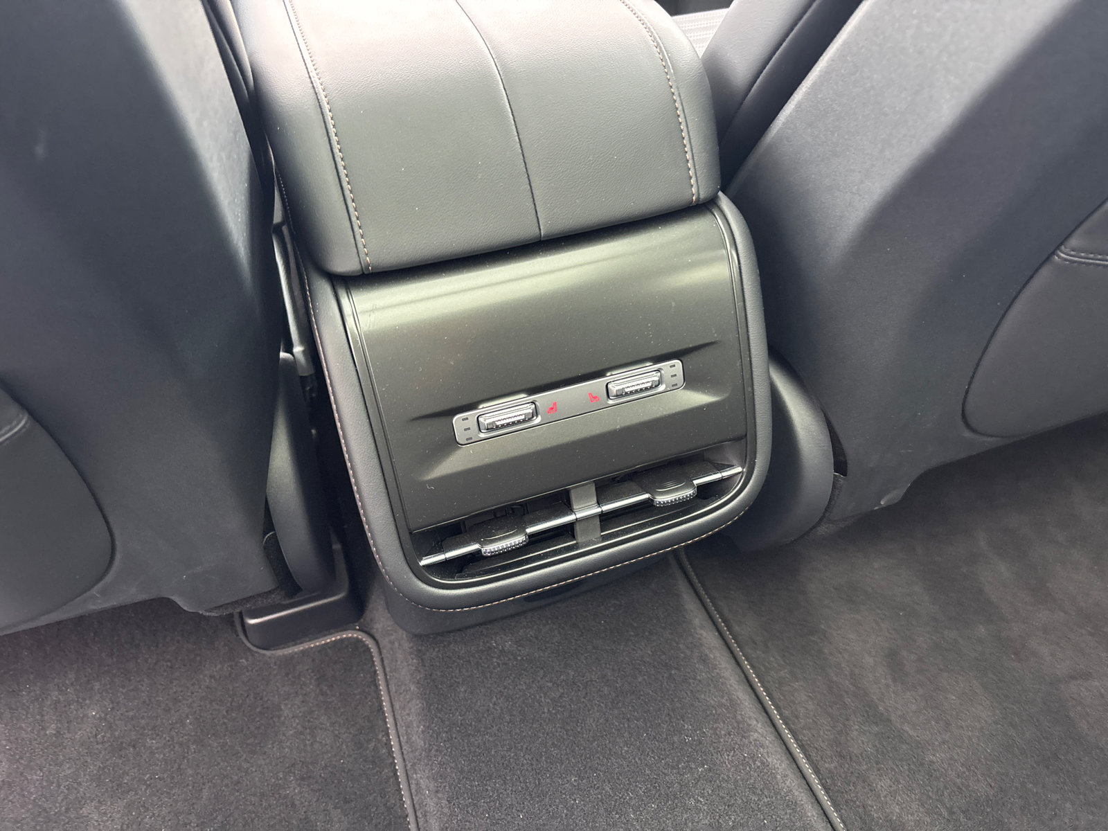 New 2026 Lincoln Nautilus Reserve AWD/4WD image 33