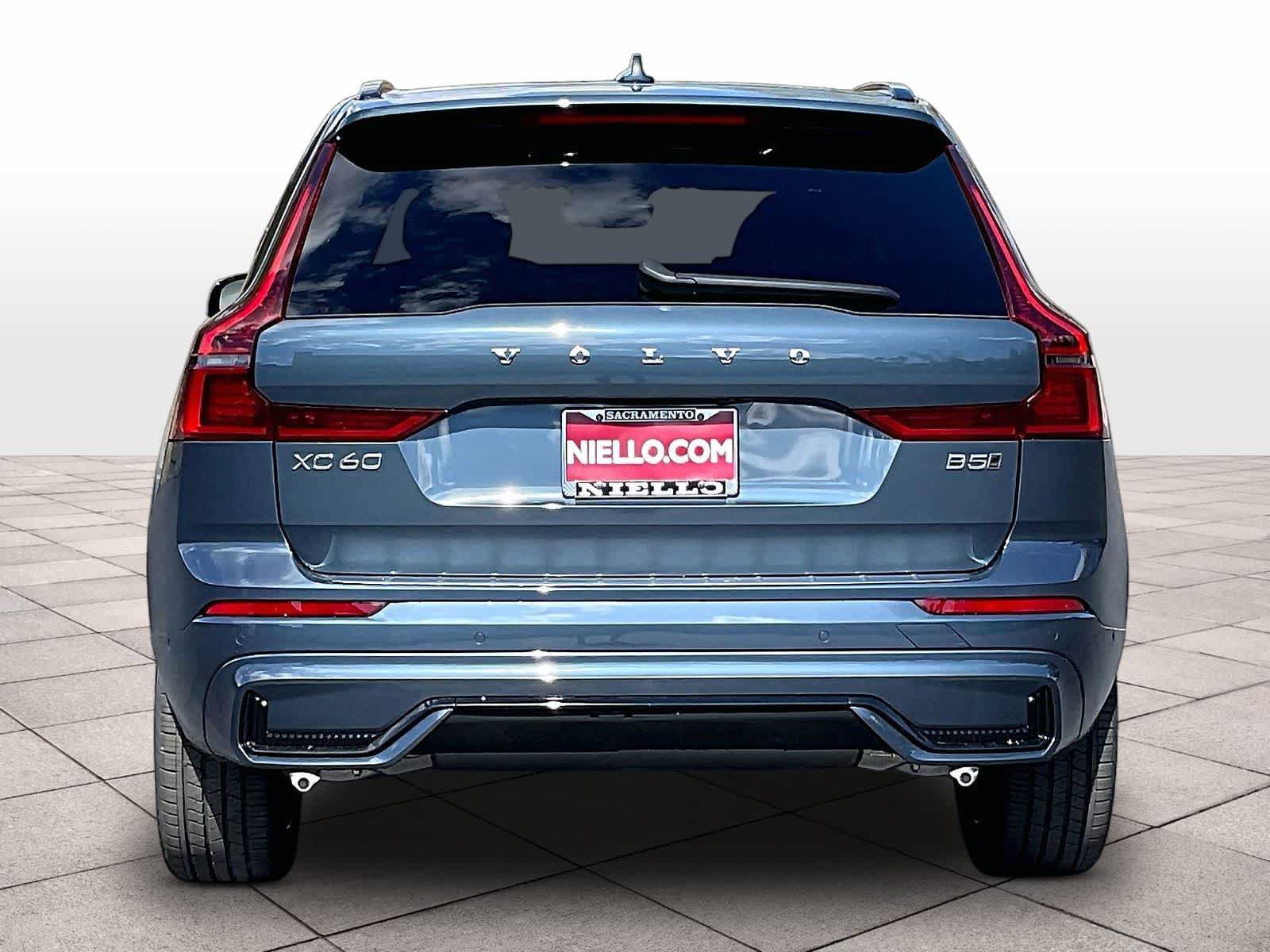 New 2026 Volvo XC60 B5 Plus w/ Climate Package AWD/4WD image 6