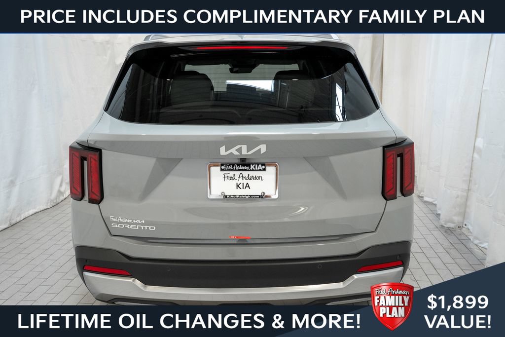 New 2026 Kia Sorento S FWD image 5