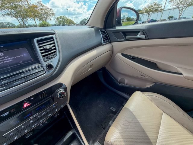 Used 2018 Hyundai Tucson Limited w/ Ultimate Package 02 FWD image 14