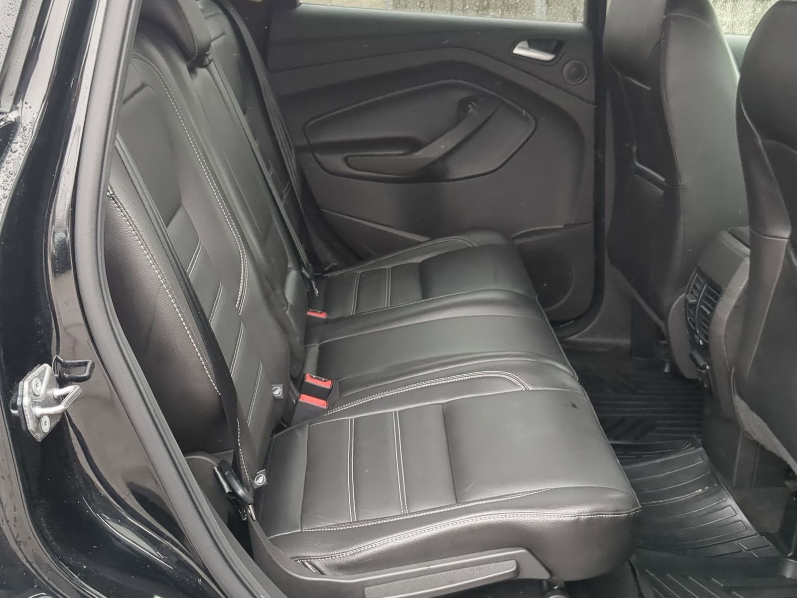 Used 2017 Ford Escape Titanium image 24