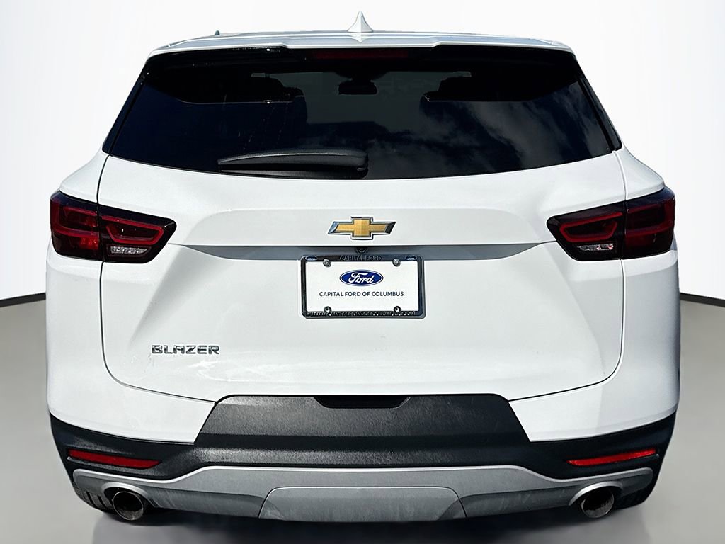 Used 2023 Chevrolet Blazer LT w/ Driver Confidence Package image 9